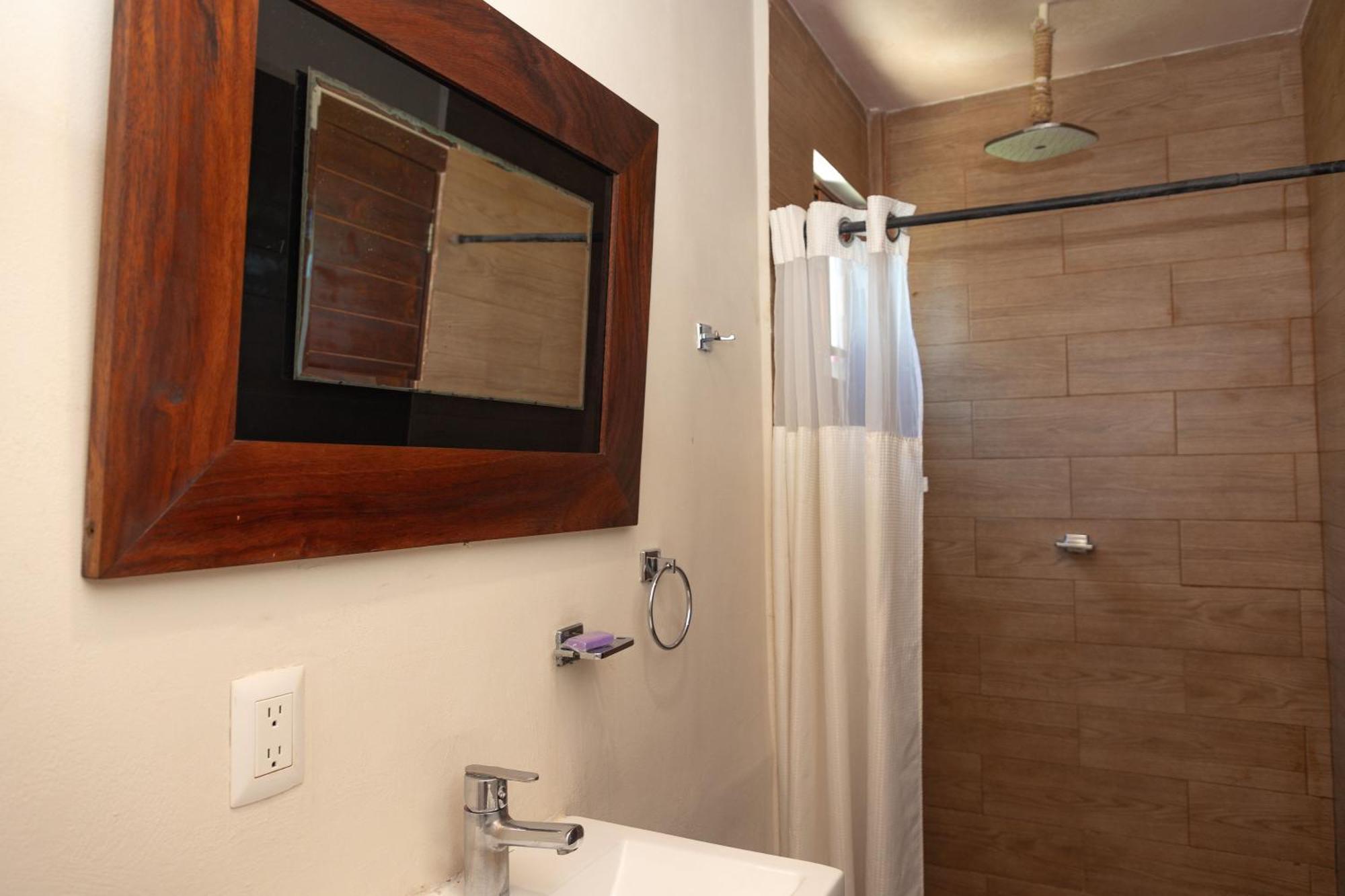Aquastar Hotel & Apartments ماهاهوال المظهر الخارجي الصورة